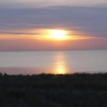 Coastal Comfort On Island Appartement *