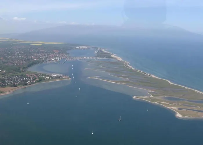 Coastal Comfort On Island