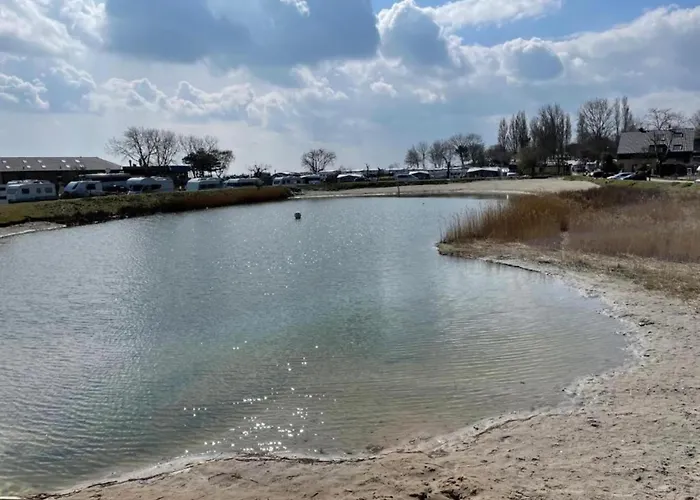 Coastal Comfort On Island Lejlighed