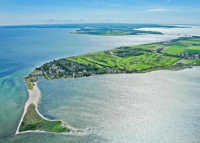 Coastal Comfort On Island Lejlighed