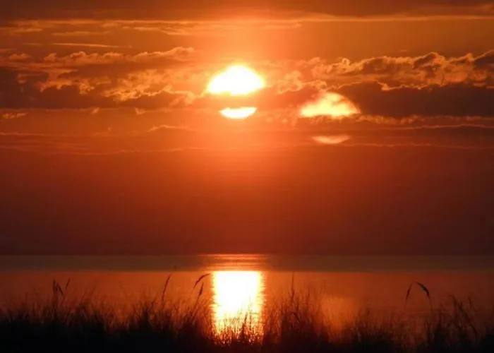 Coastal Comfort On Island Lejlighed